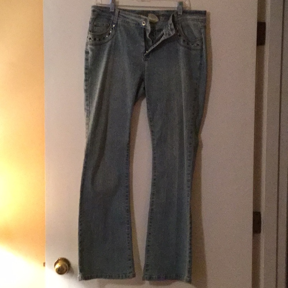 Apollo Jeans